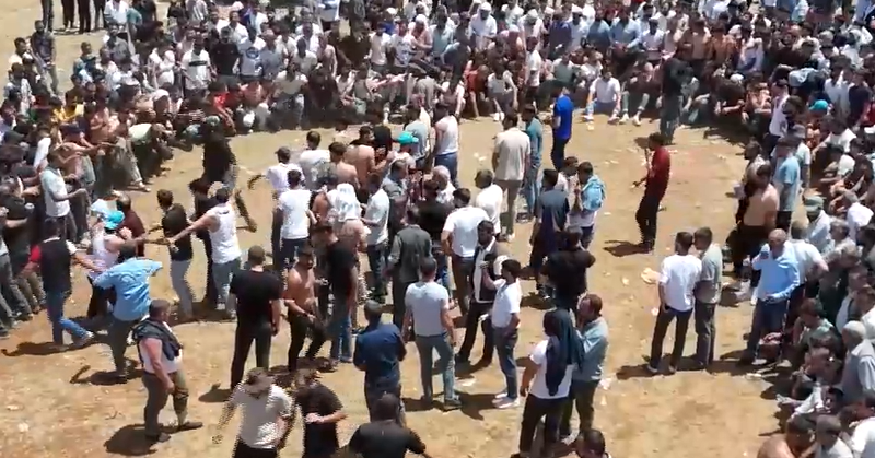 Diyarbakır'da Akılalmaz Gelenek: Kırbaç Festivali Gençleri 15 Gün Uykusuz Bırakıyor!
