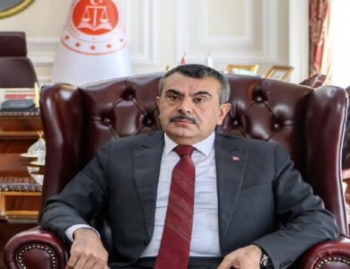 Yusuf Tekin İçin Yolun Sonu: 10 Haziran'da Bakanlığı Bırakacak!