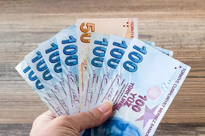 Milyonlarca Bağ-Kur'luya TBMM'den Emeklilik Müjdesi: Prim Günü 7200'e Düşüyor!