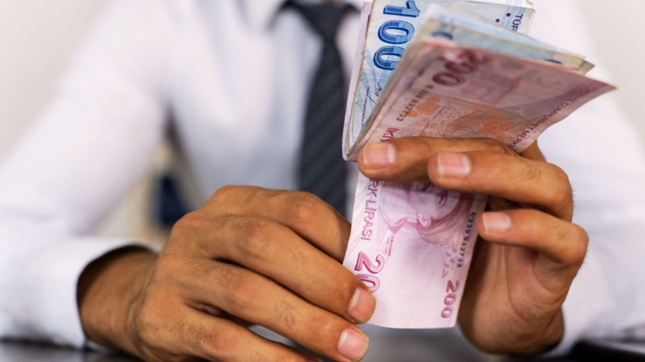 10 Günlük Bayram Tatili Maaş Zamlarını Etkiler mi? SGK Uzmanından Net Açıklama