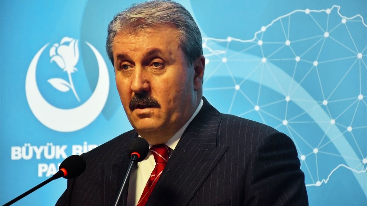 Destici'den Asgari Ücret ve Emekli Maaşına Zam Çağrısı