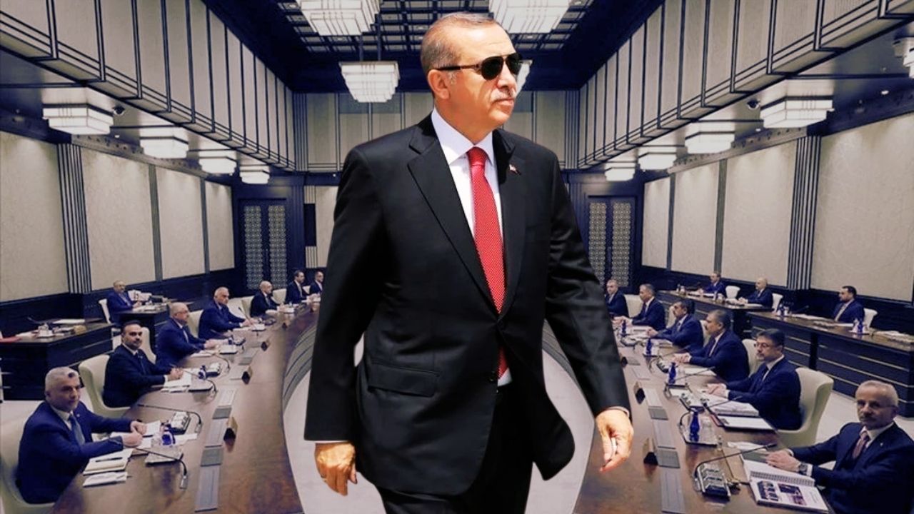 Kabine Değişikliği Gündemde: Eski Bakan Yeniden Siyaset Sahnesine mi Dönüyor?