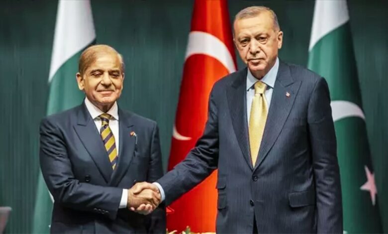 Cumhurbaşkanı Erdoğan'dan Kritik Hamle! Pakistan Başbakanı ile Görüştü