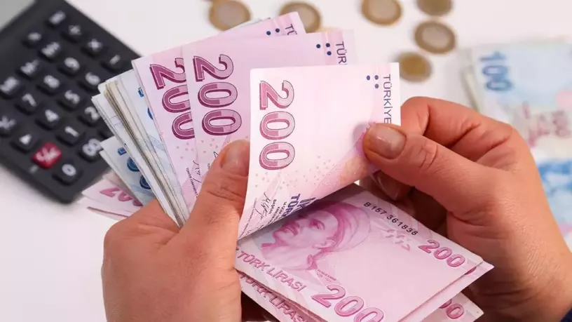 TBMM'den Müjde: Memur Maaşları Bayram Öncesi Hesaplarda!