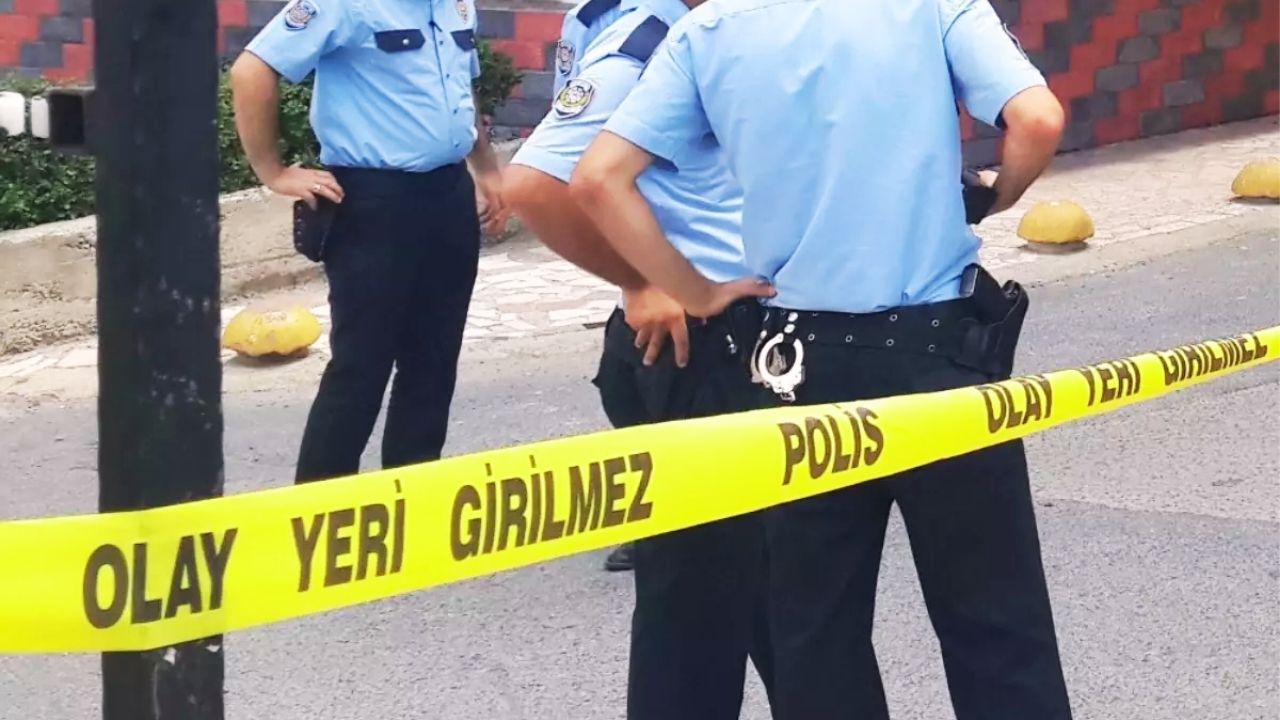 Zonguldak Karıştı: Okul Müdürü ve Oğluna Bıçaklı Saldırı!