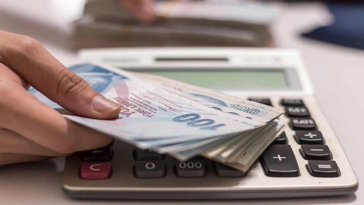 SGK Müjdeyi Duyurdu: Çifte Maaş İmkanı