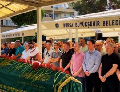 Karne Gününde Acı Kayıp: Fenalaşan Öğretmen Hayatını Kaybetti