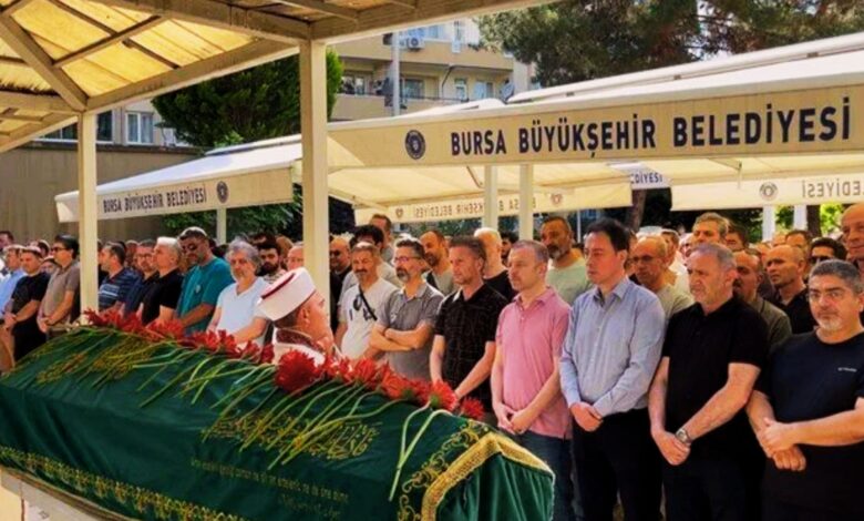 Karne Gününde Acı Kayıp: Fenalaşan Öğretmen Hayatını Kaybetti