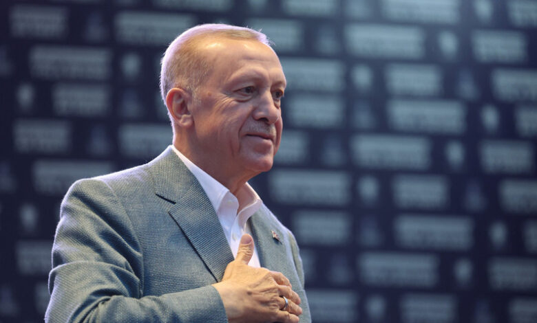 Emekli Maaş Zammı Düğümü Çözüldü: Yüzde 20+15 İle Maaşlar Belirlenecek!