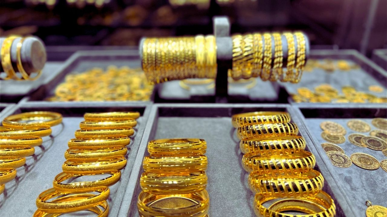 İslam Memiş tarih bile verdi: Gram altın 1800 lira değişecek