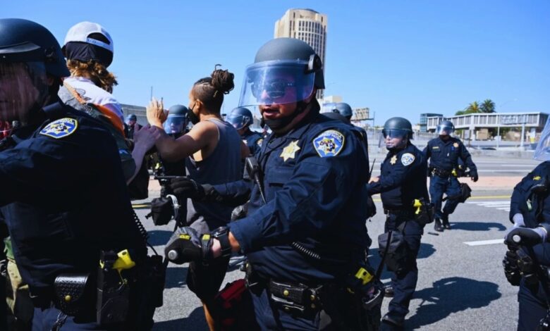 Amerika Savaş Alanı Gibi: Los Angeles'ta Sokağa Çıkma Yasağı İlan Edildi!