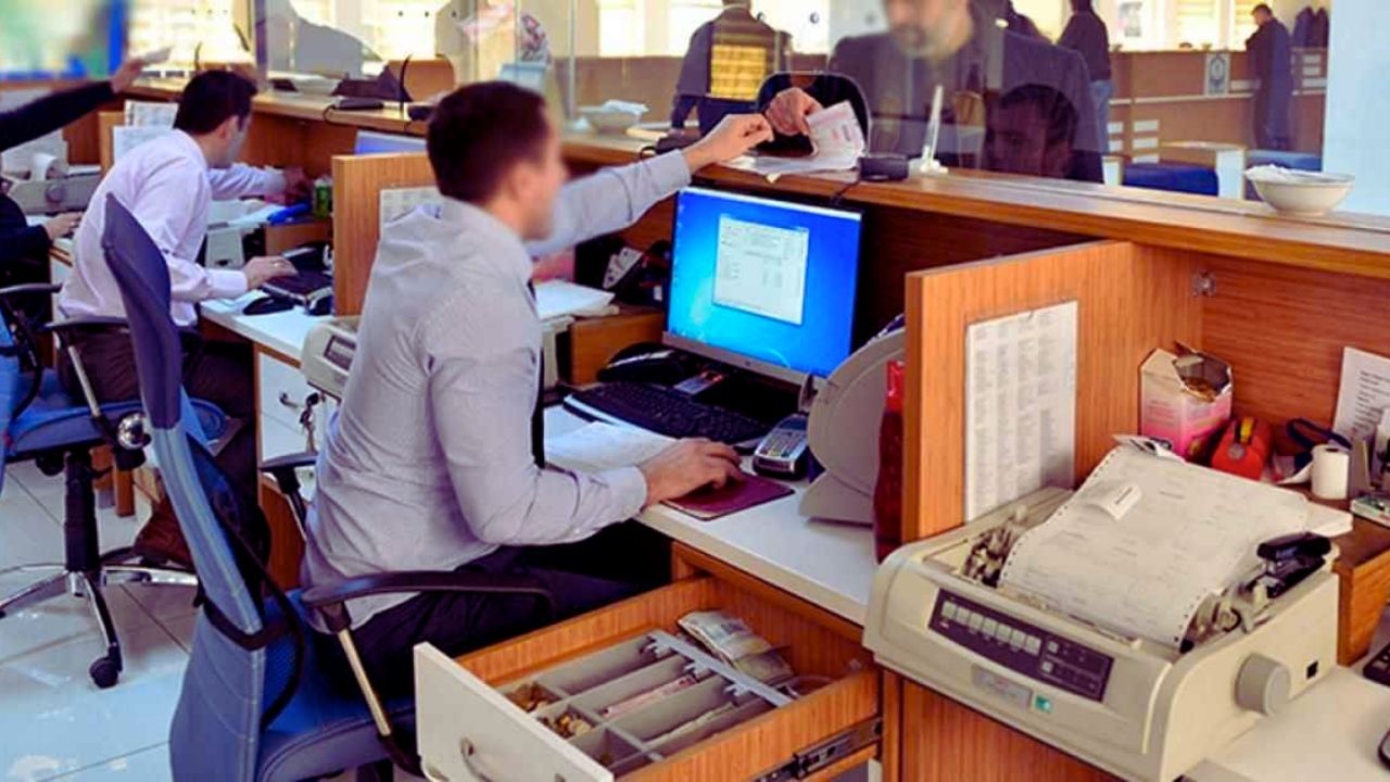 Bu Meslekler 2025-2030 Arasında Yok Olacak: İşte Geleceğin İş Haritası!