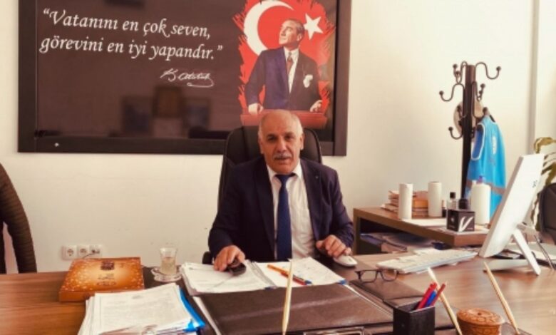 Milli Eğitim'de hizmetli olarak işe başlayan Hüsamettin Şahin il müdür yardımcısı oldu
