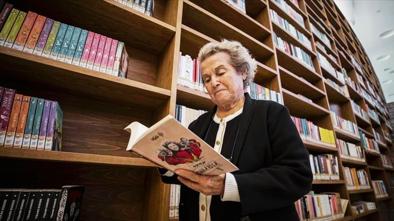 Türk Edebiyatının “Mona Roza”sı 95 Yaşında Hayatını Kaybetti