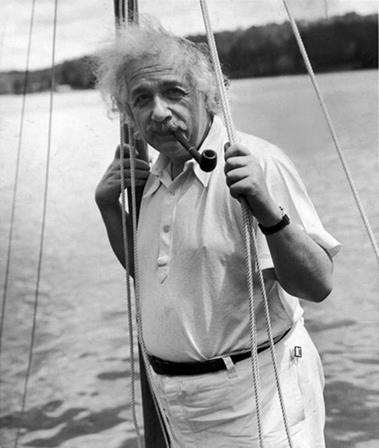 Efsanevi Beyin Einstein'ın Sigara Sırrı: Zeka ve Sağlık Arasındaki Çatışma!
