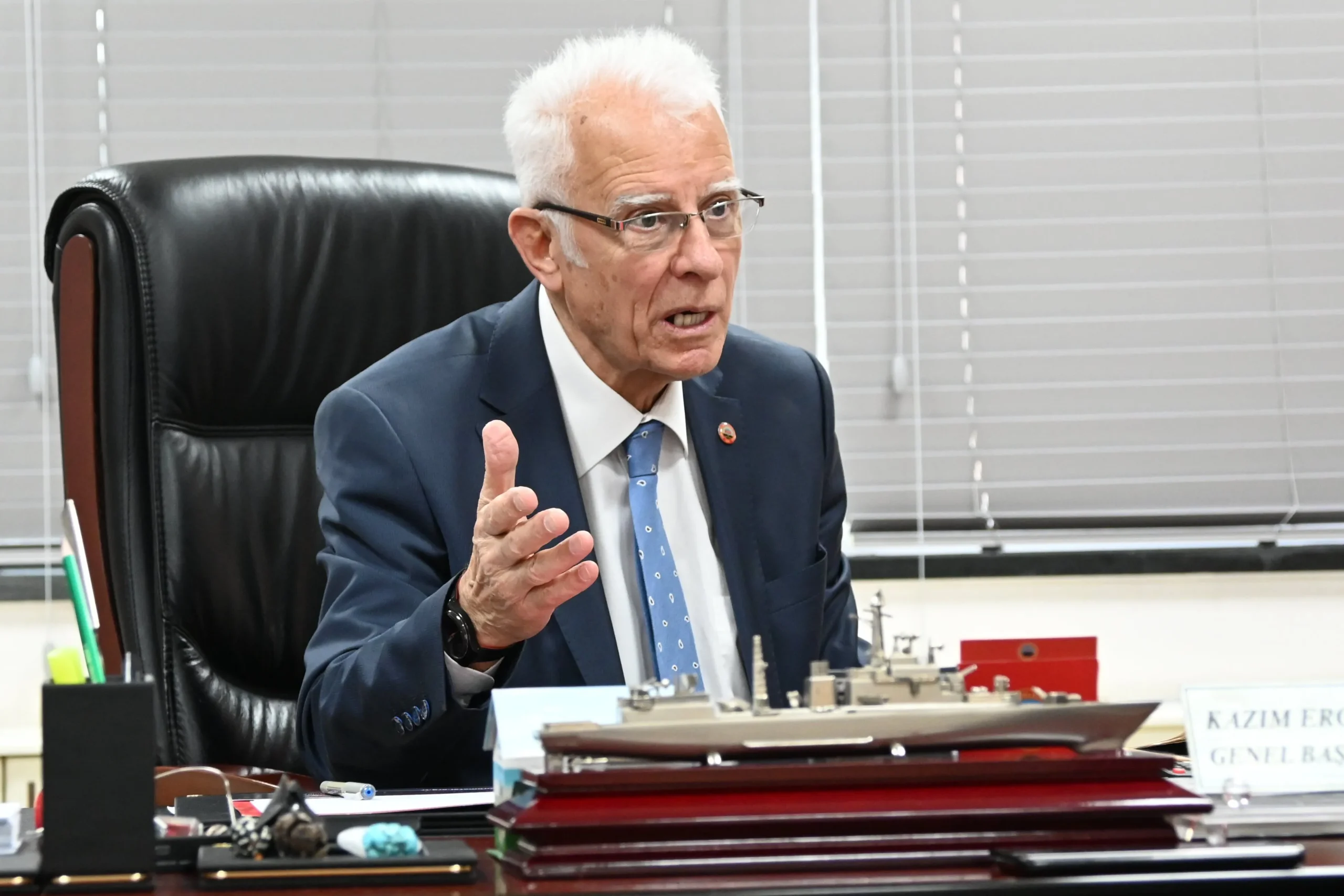 Emekliler İçin Açıkladı: Ek Zam ve Refah Payı!
